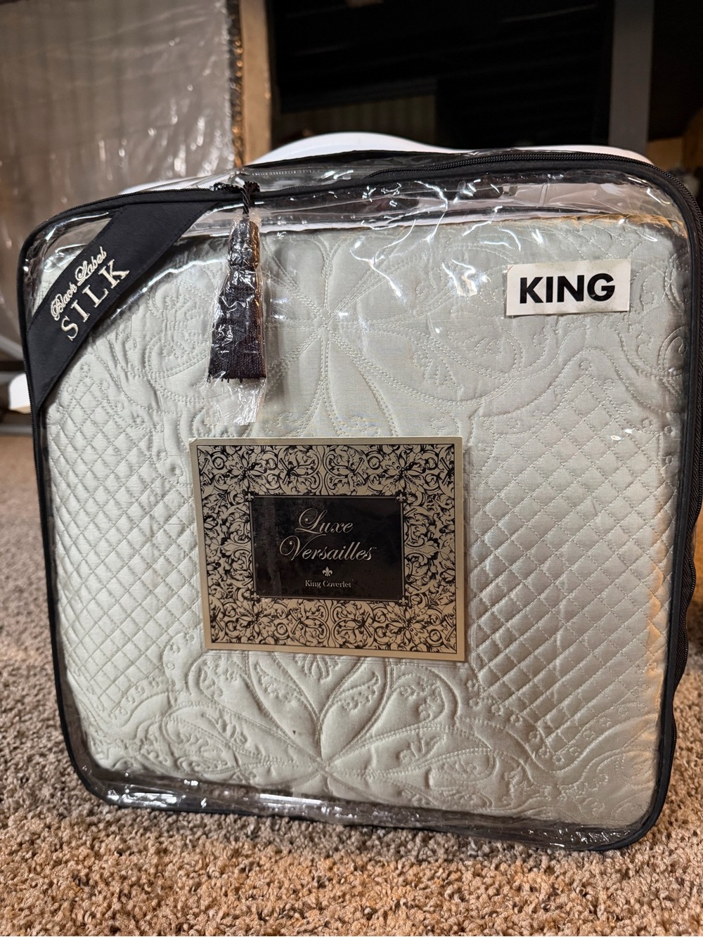 Black Label King Comforter - Light Silver Quilted